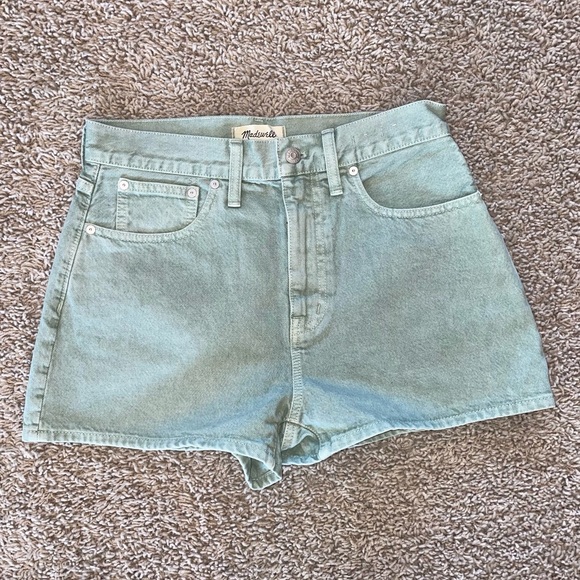 Madewell The Momjean Short: Garment-Dye Edition Frosted Sage Size 28 - Picture 1 of 10